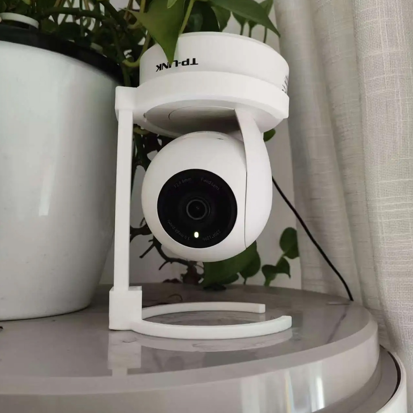 Uchwyt do montażu kamery w odw – Eufy Camera E220 recenzja i cena
