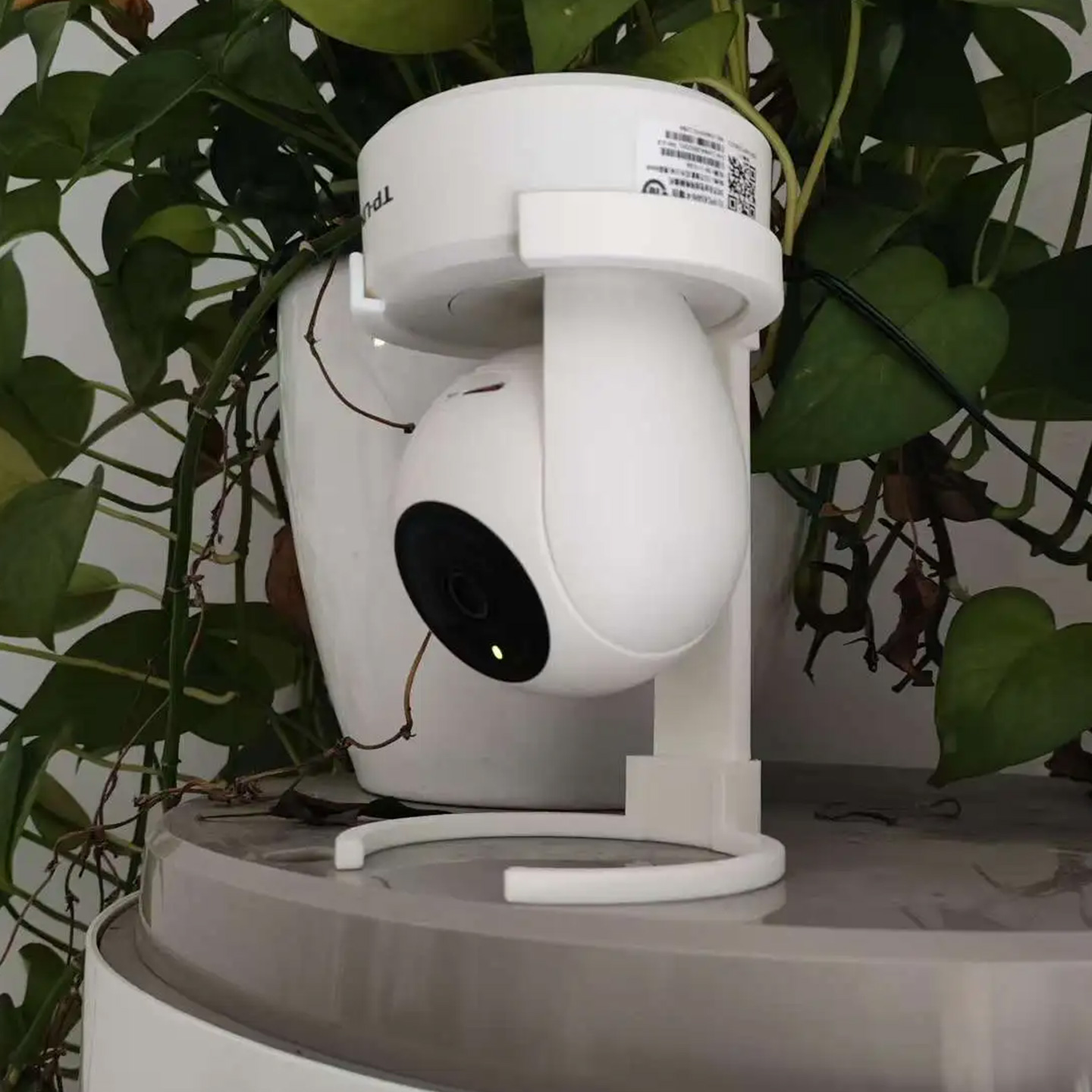 Uchwyt do montażu kamery w odw – Eufy Camera E220 recenzja i cena